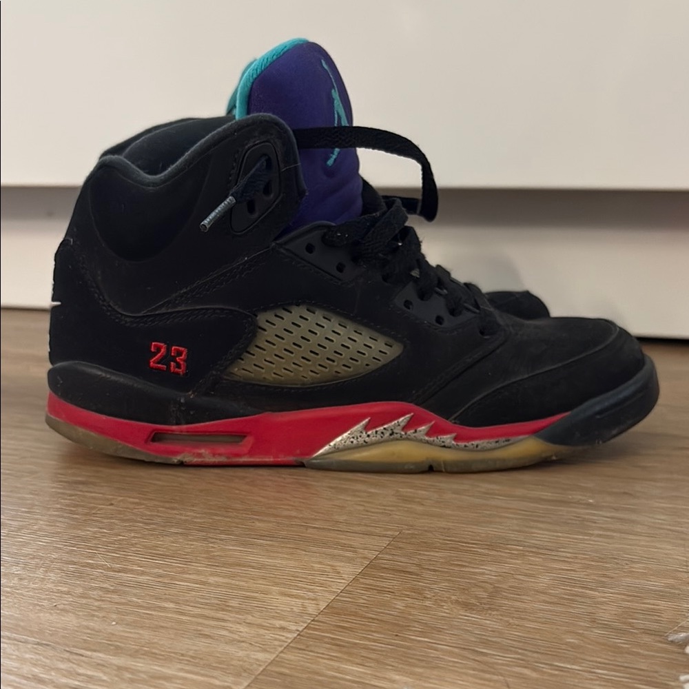 Jordan 5 Sneakers